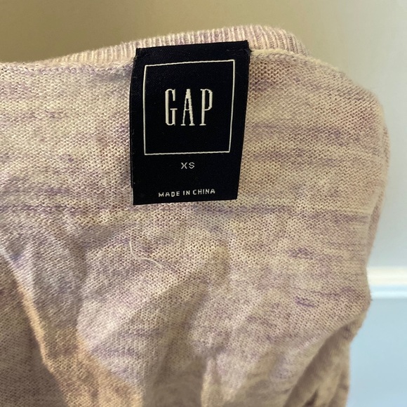 Spring sweater - Picture 3 of 3